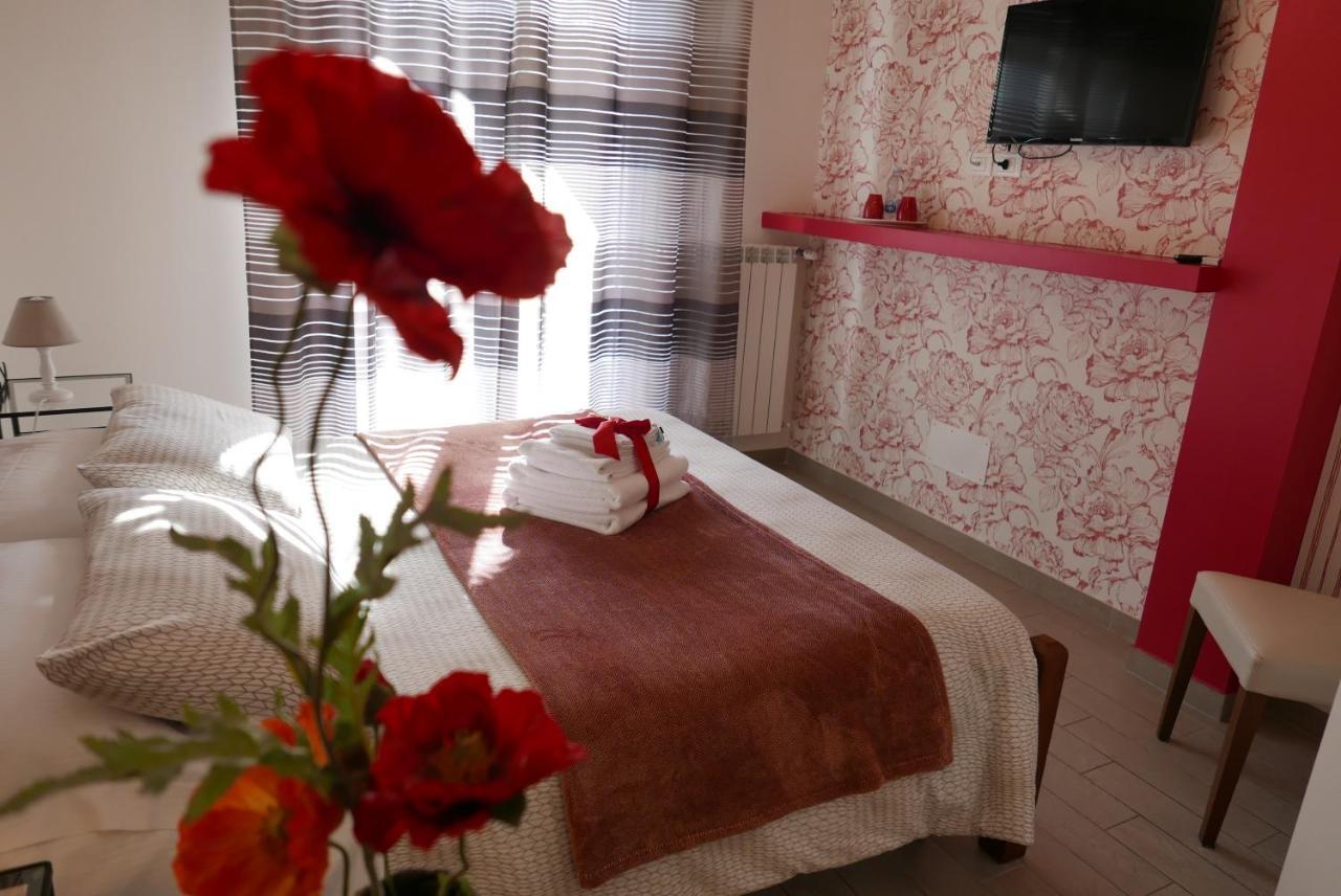 B&B Ai Tre Archi Spotorno Exteriér fotografie